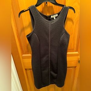 Women’s Monteau dress, sleeveless, L, black herringbone pattern w/faux leather.
